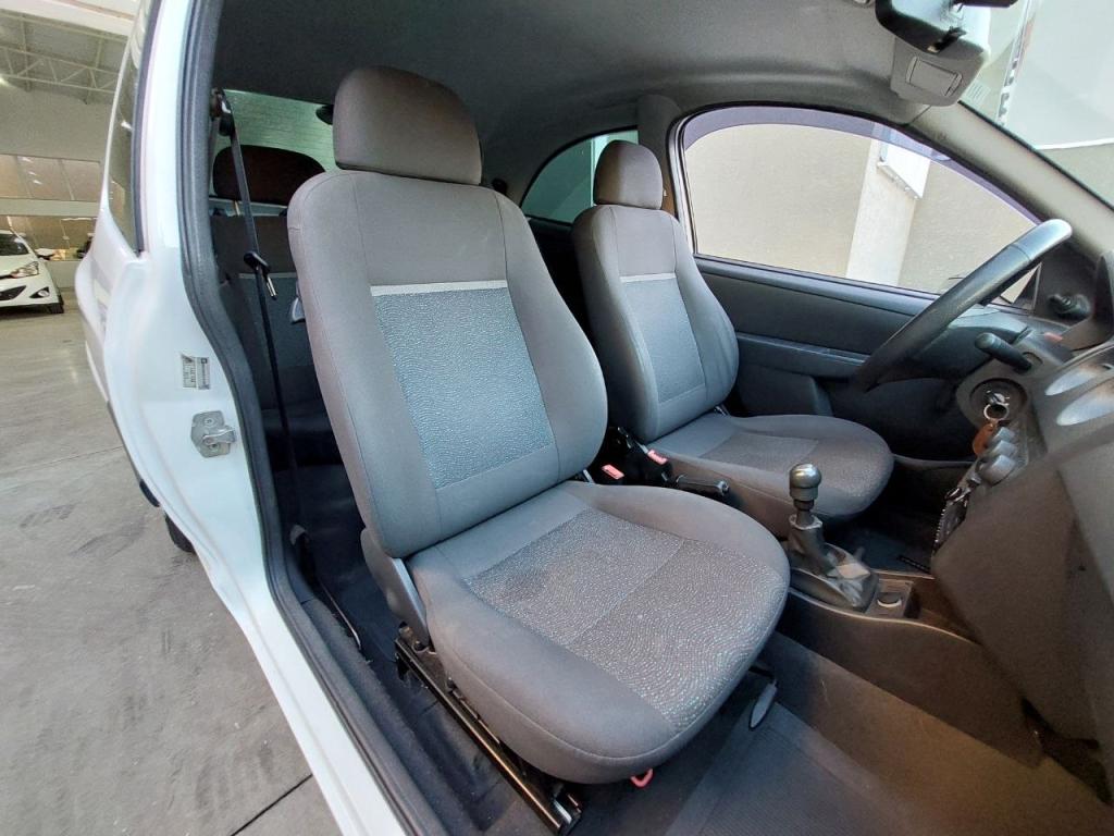 CHEVROLET Celta - Foto