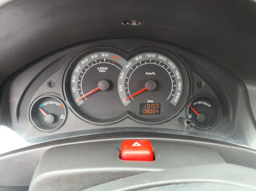 CHEVROLET Celta - Foto