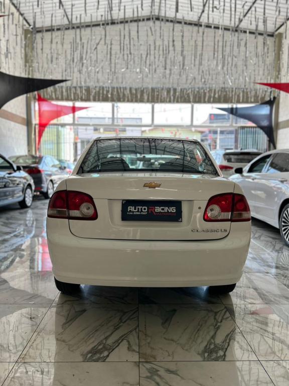 CHEVROLET Classic Sedan - Foto