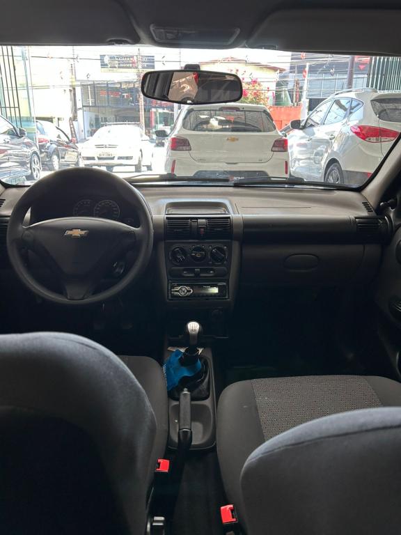 CHEVROLET Classic Sedan - Foto