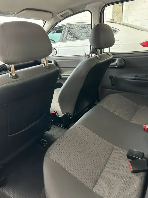 CHEVROLET Classic Sedan - Foto