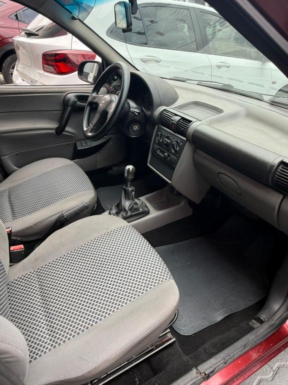 CHEVROLET Classic Sedan - Foto