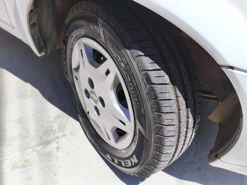 CHEVROLET Classic Sedan - Foto