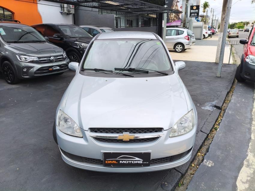 CHEVROLET Classic Sedan - Foto