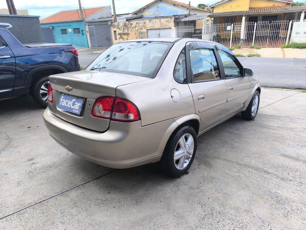 CHEVROLET Classic Sedan - Foto