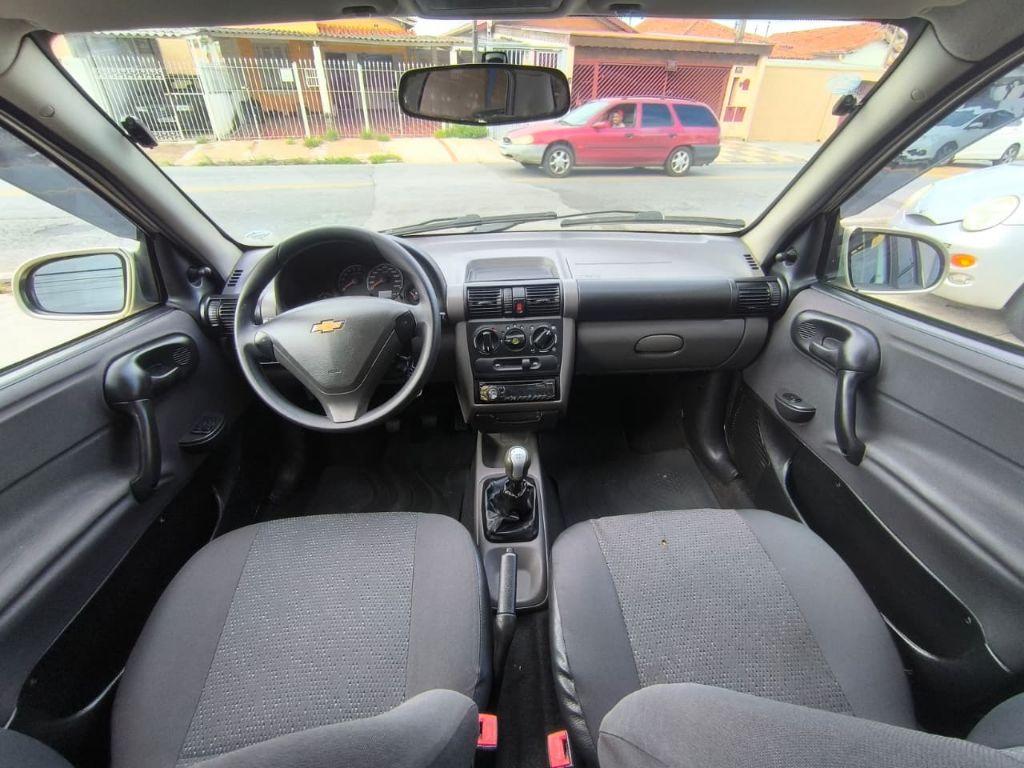 CHEVROLET Classic Sedan - Foto