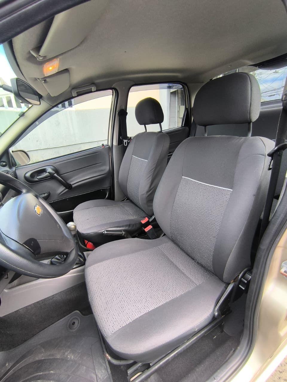 CHEVROLET Classic Sedan - Foto