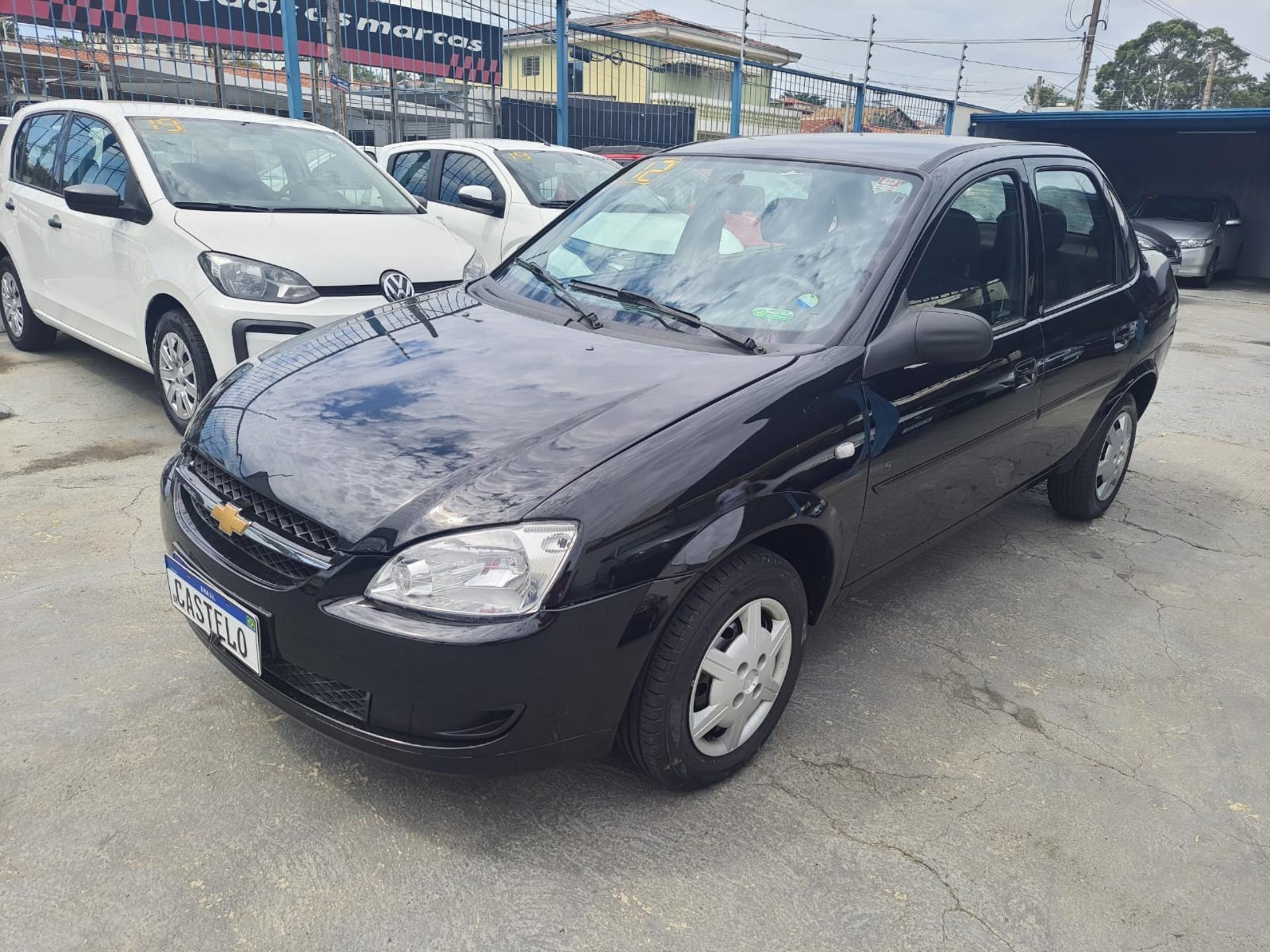 CHEVROLET Classic Sedan - Foto