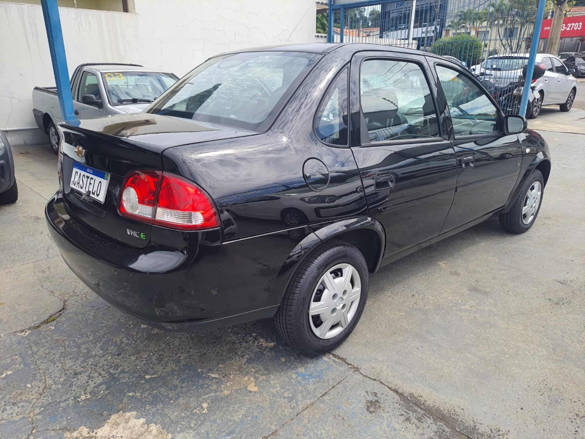 CHEVROLET Classic Sedan - Foto