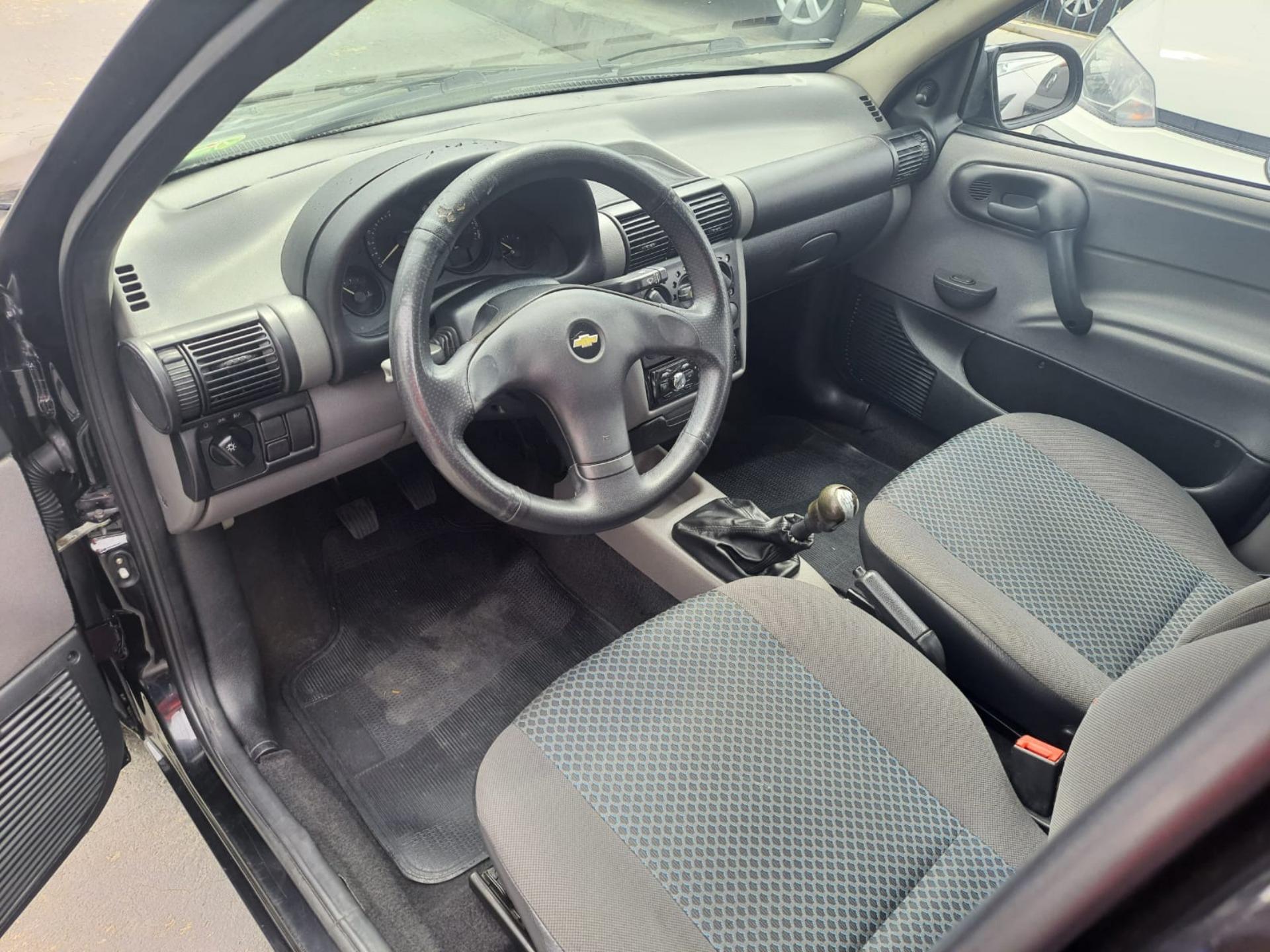 CHEVROLET Classic Sedan - Foto