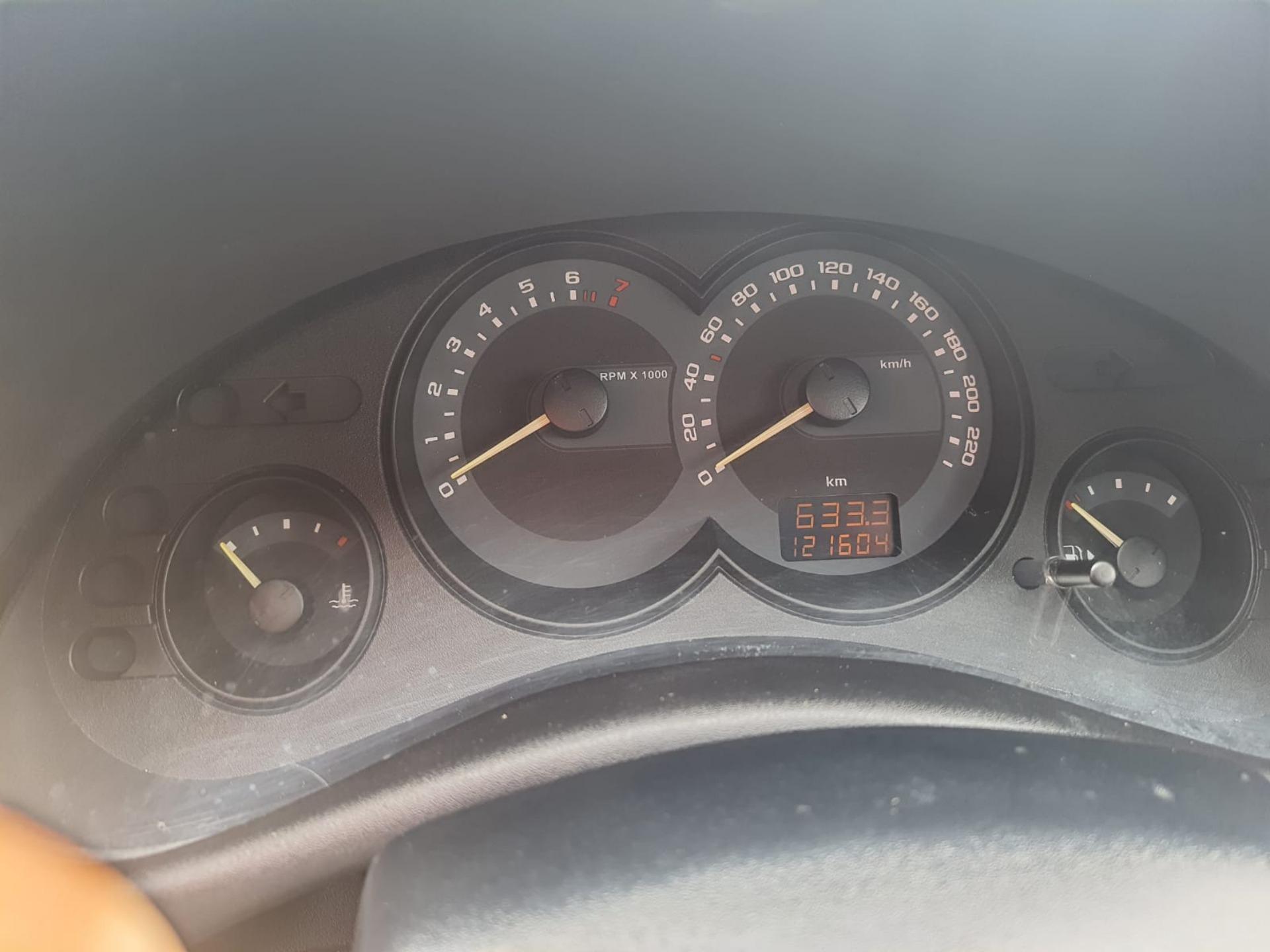 CHEVROLET Classic Sedan - Foto