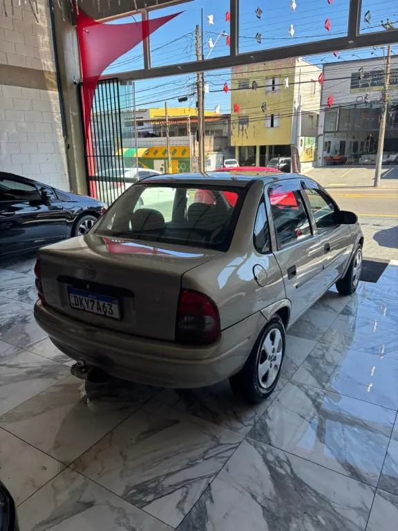 CHEVROLET Classic Sedan - Foto