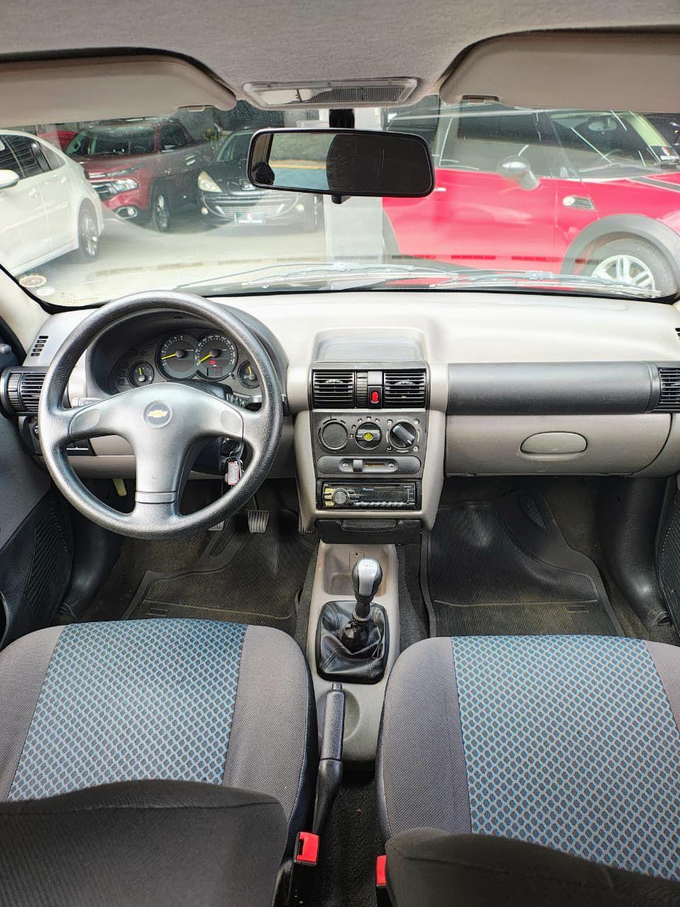 CHEVROLET Classic Sedan - Foto