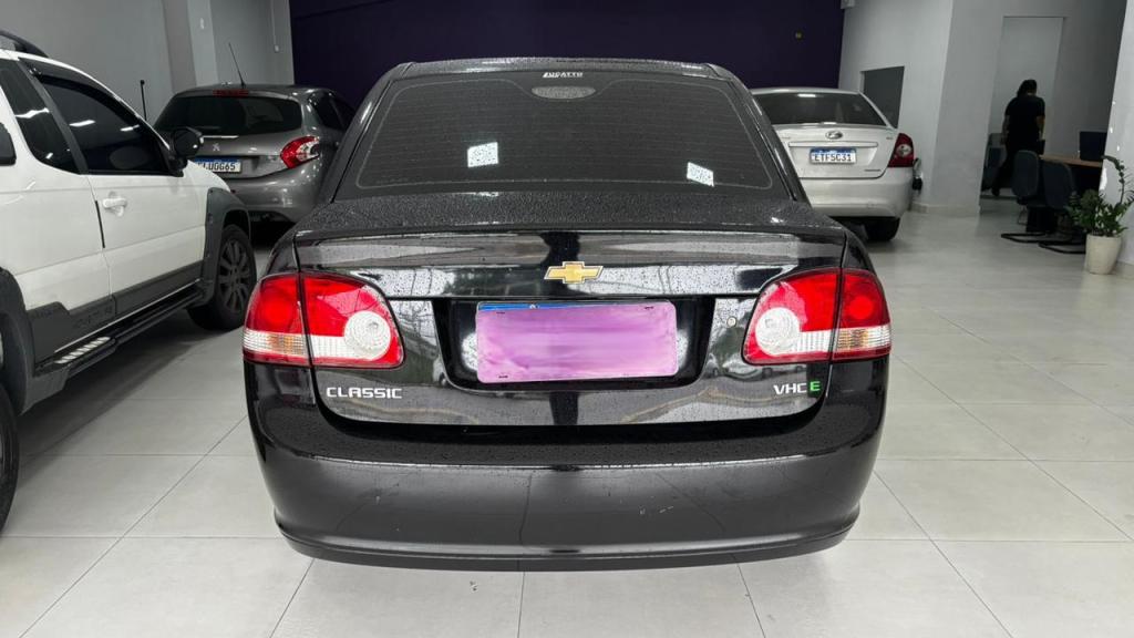 CHEVROLET Classic Sedan - Foto