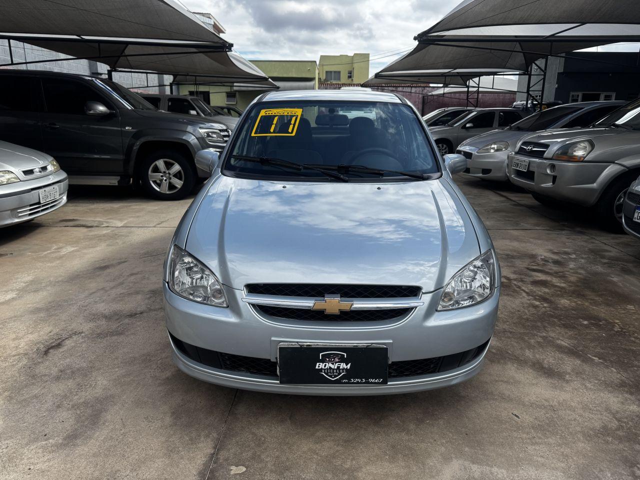 CHEVROLET Classic Sedan - Foto