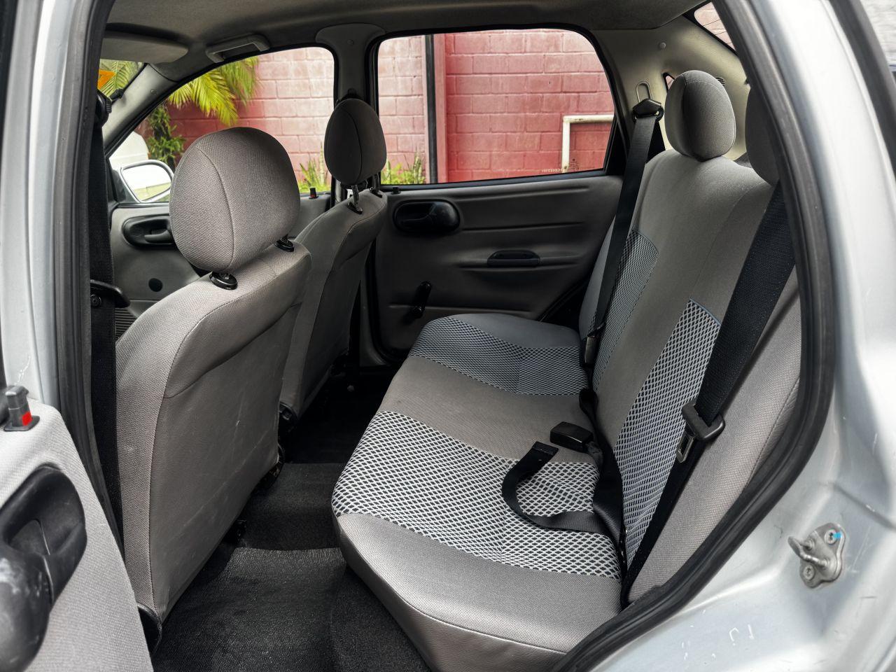 CHEVROLET Classic Sedan - Foto