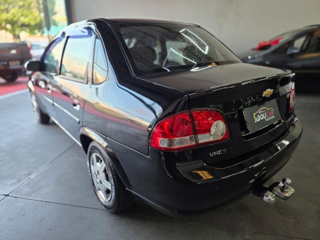 CHEVROLET Classic Sedan - Foto