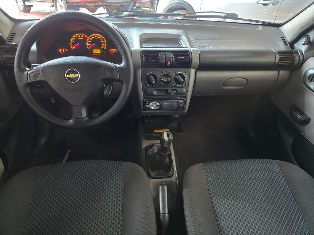 CHEVROLET Classic Sedan - Foto