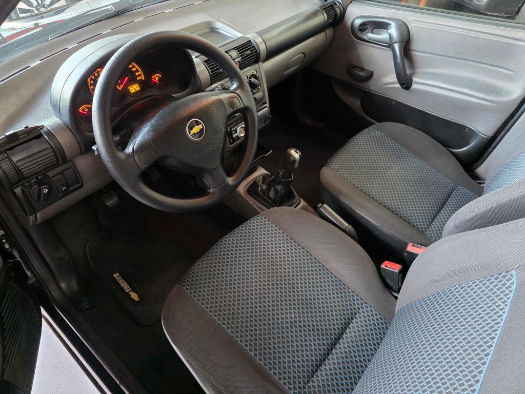 CHEVROLET Classic Sedan - Foto