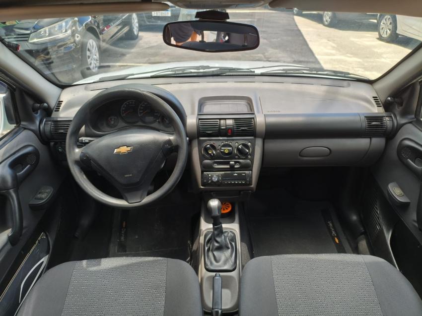 CHEVROLET Classic Sedan - Foto