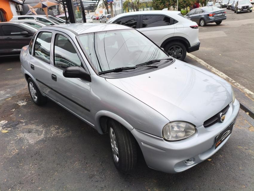 CHEVROLET Classic Sedan - Foto