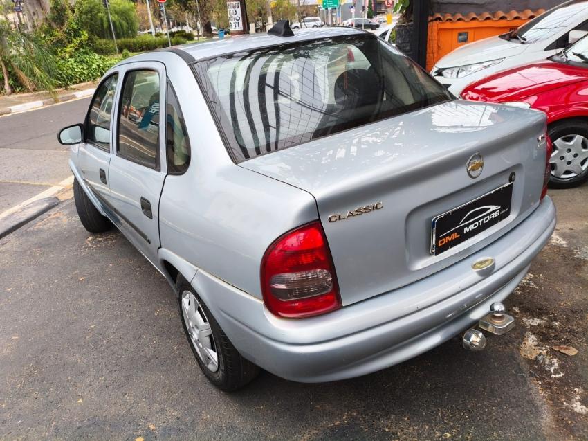 CHEVROLET Classic Sedan - Foto