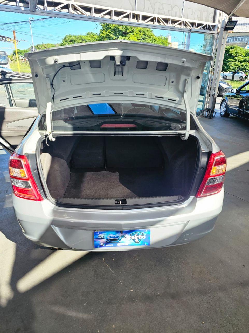 CHEVROLET Cobalt - Foto