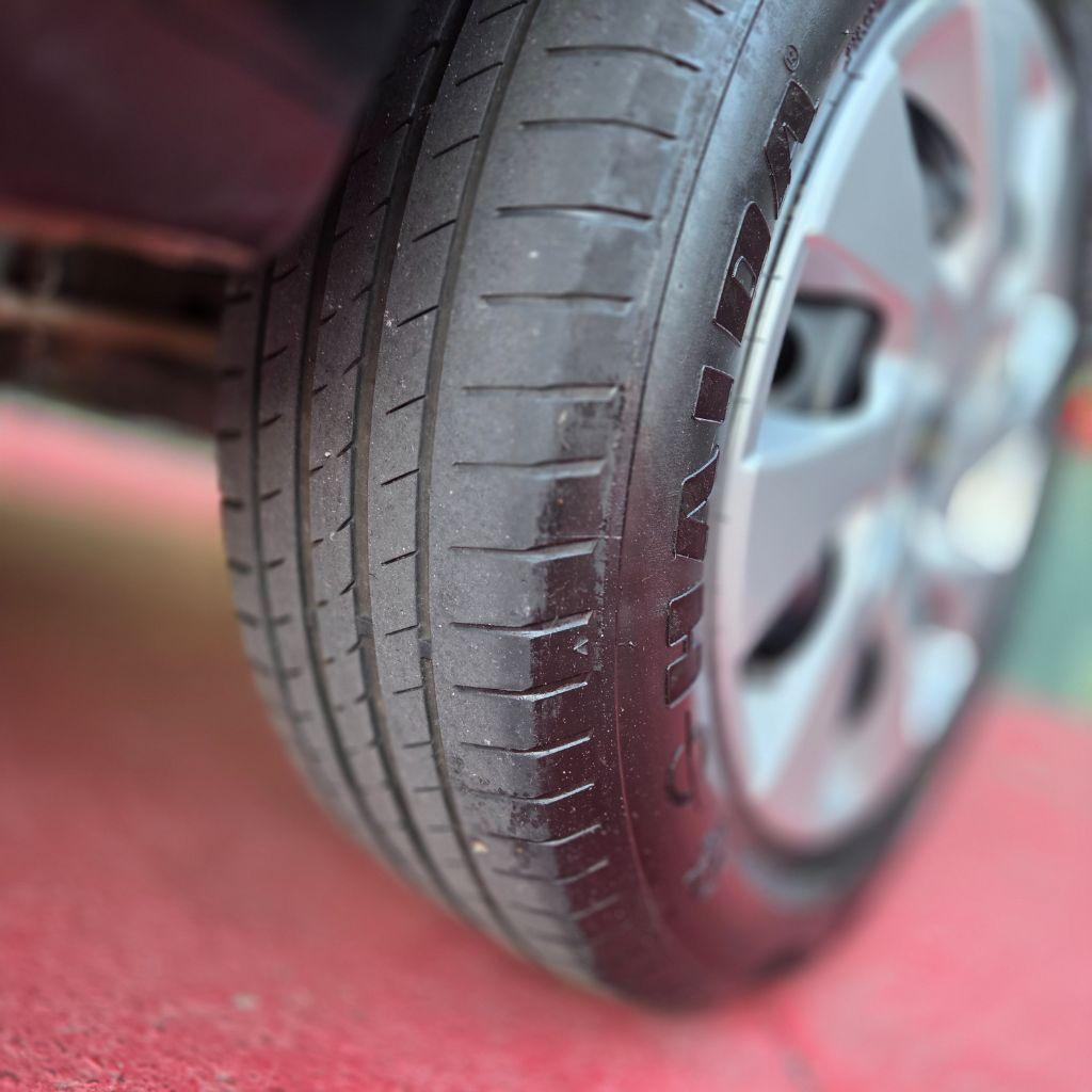 CHEVROLET Cobalt - Foto