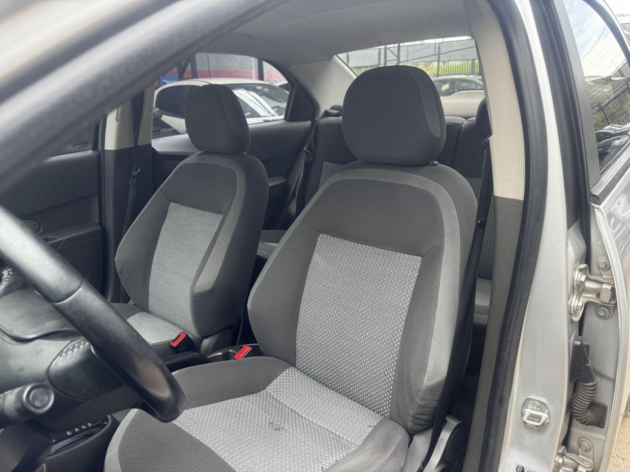 CHEVROLET Cobalt - Foto