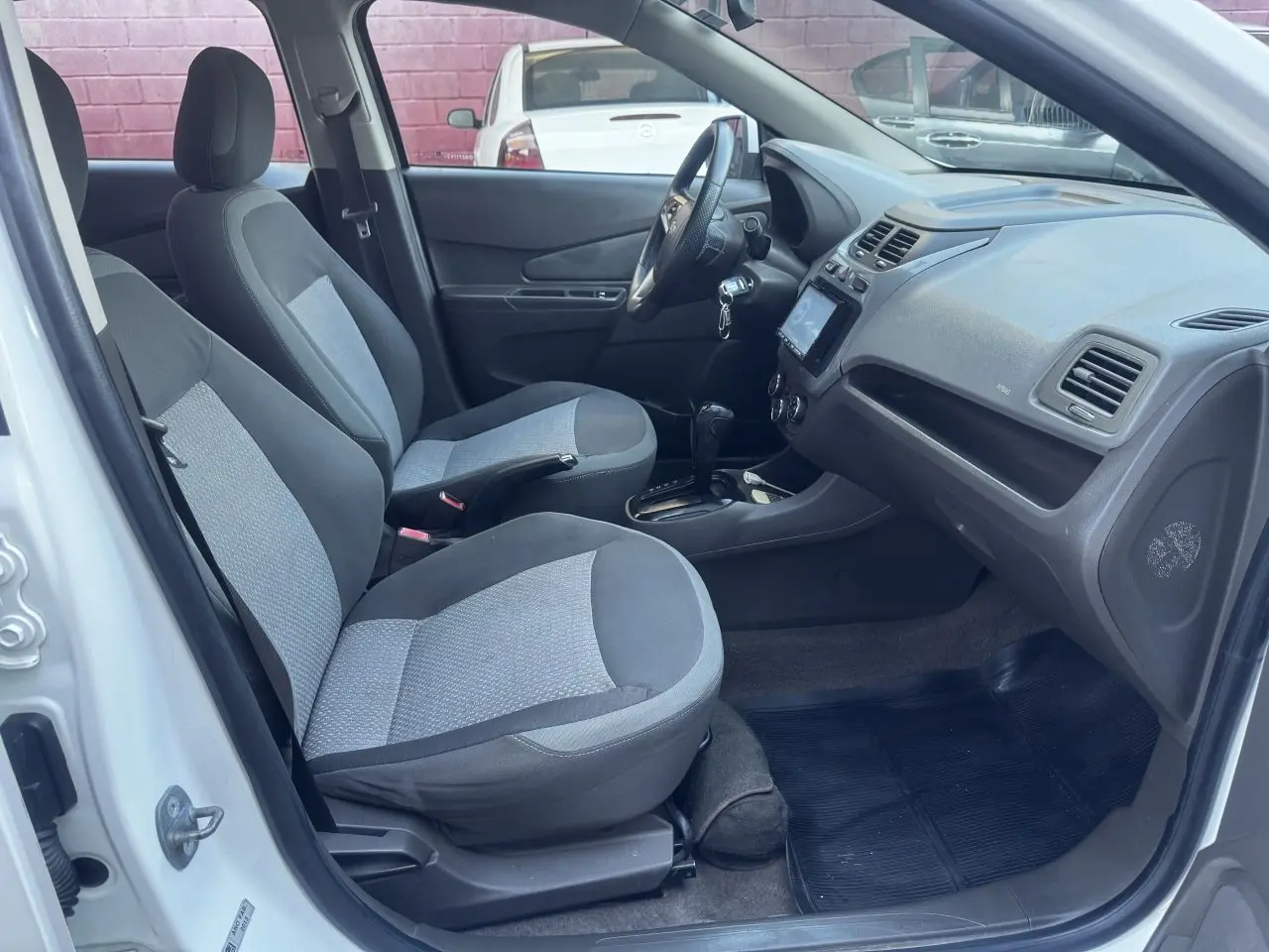 CHEVROLET Cobalt - Foto
