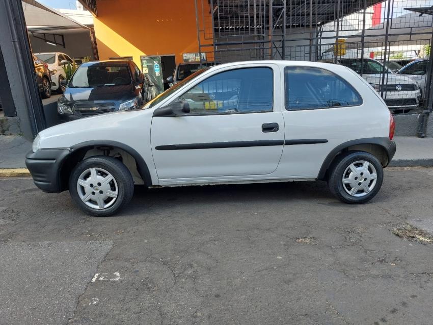 CHEVROLET Corsa Hatch - Foto