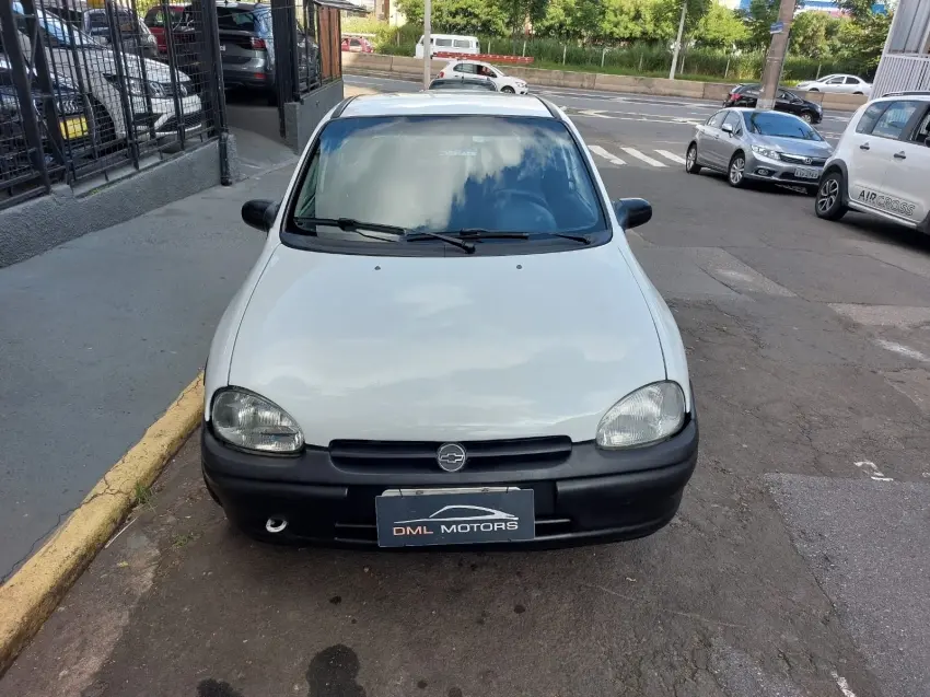 CHEVROLET Corsa Hatch - Foto