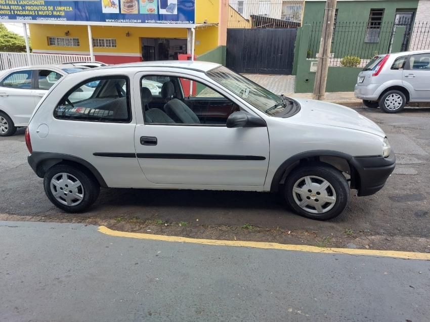 CHEVROLET Corsa Hatch - Foto
