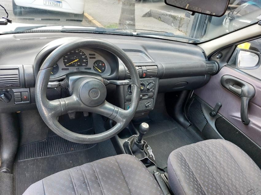 CHEVROLET Corsa Hatch - Foto