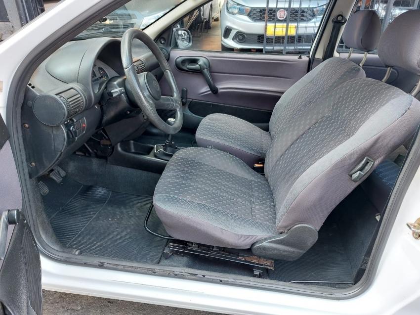 CHEVROLET Corsa Hatch - Foto