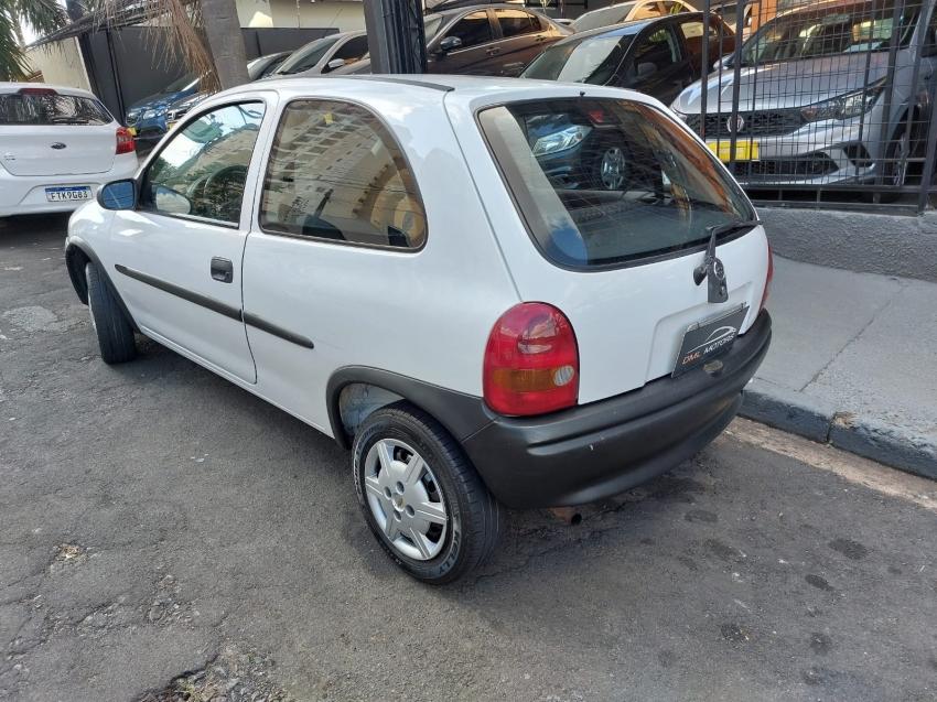 CHEVROLET Corsa Hatch - Foto