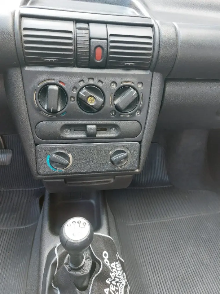 CHEVROLET Corsa Hatch - Foto