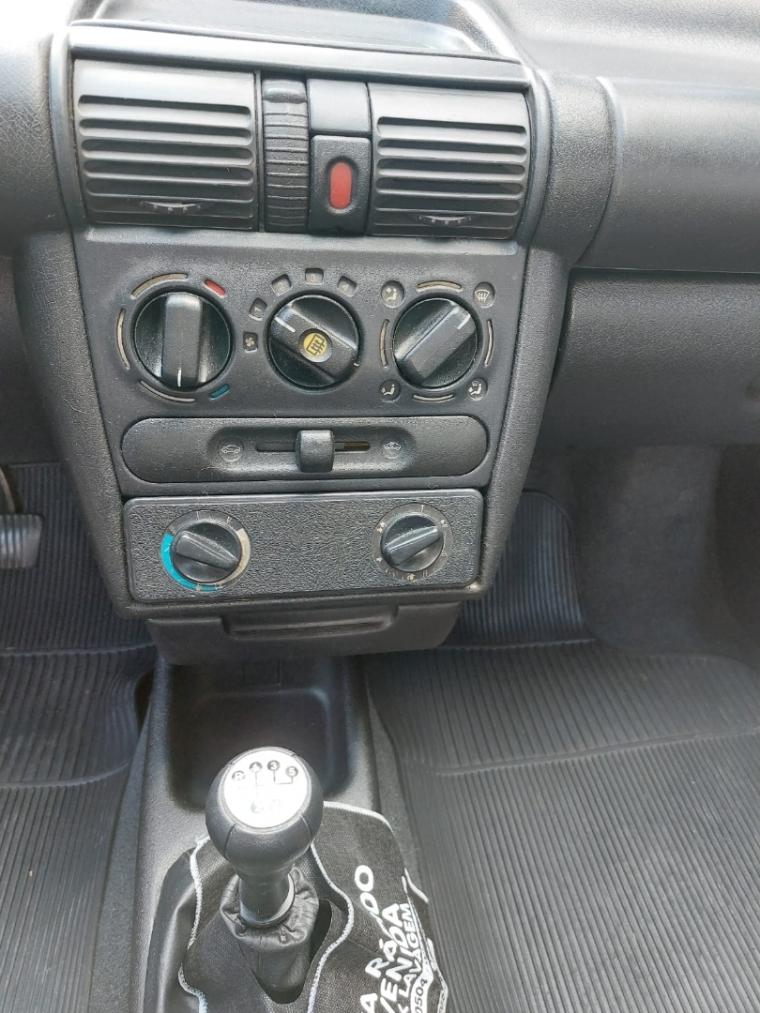 CHEVROLET Corsa Hatch - Foto