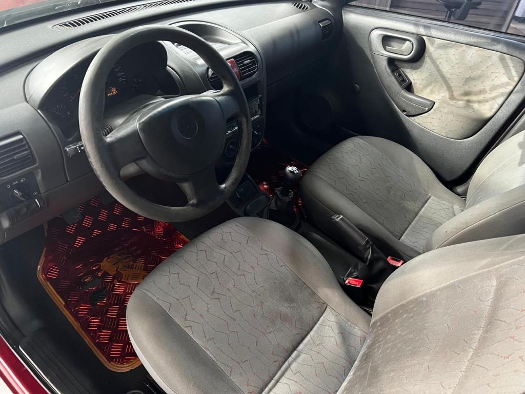 CHEVROLET Corsa Hatch - Foto