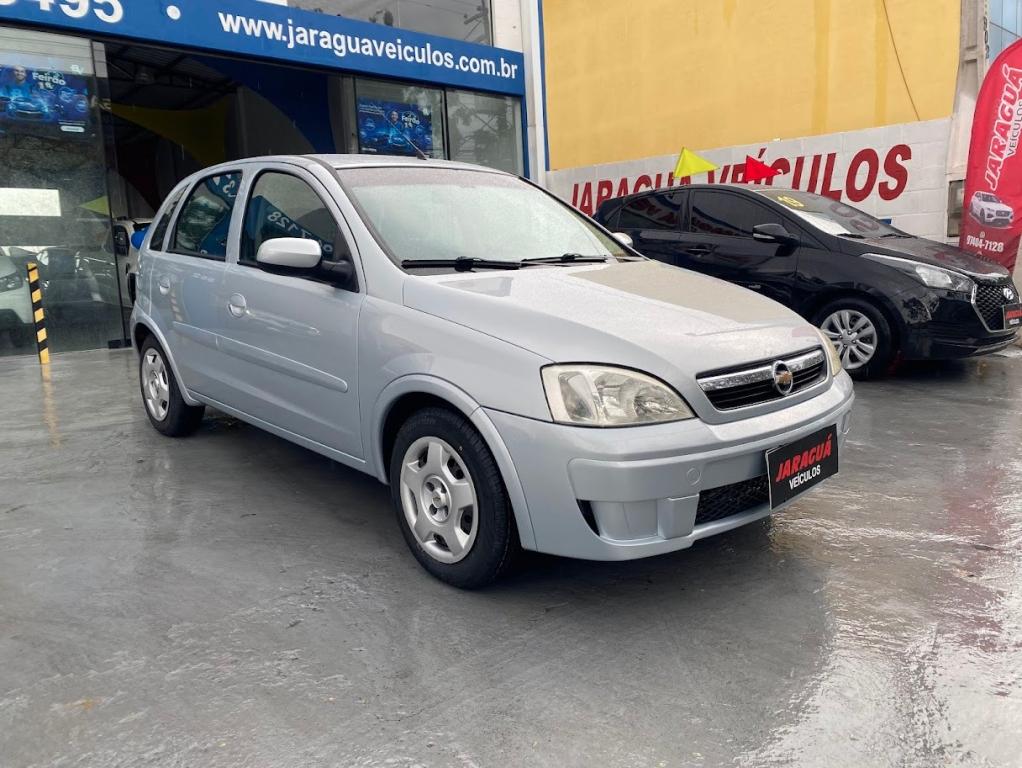 CHEVROLET Corsa Hatch - Foto