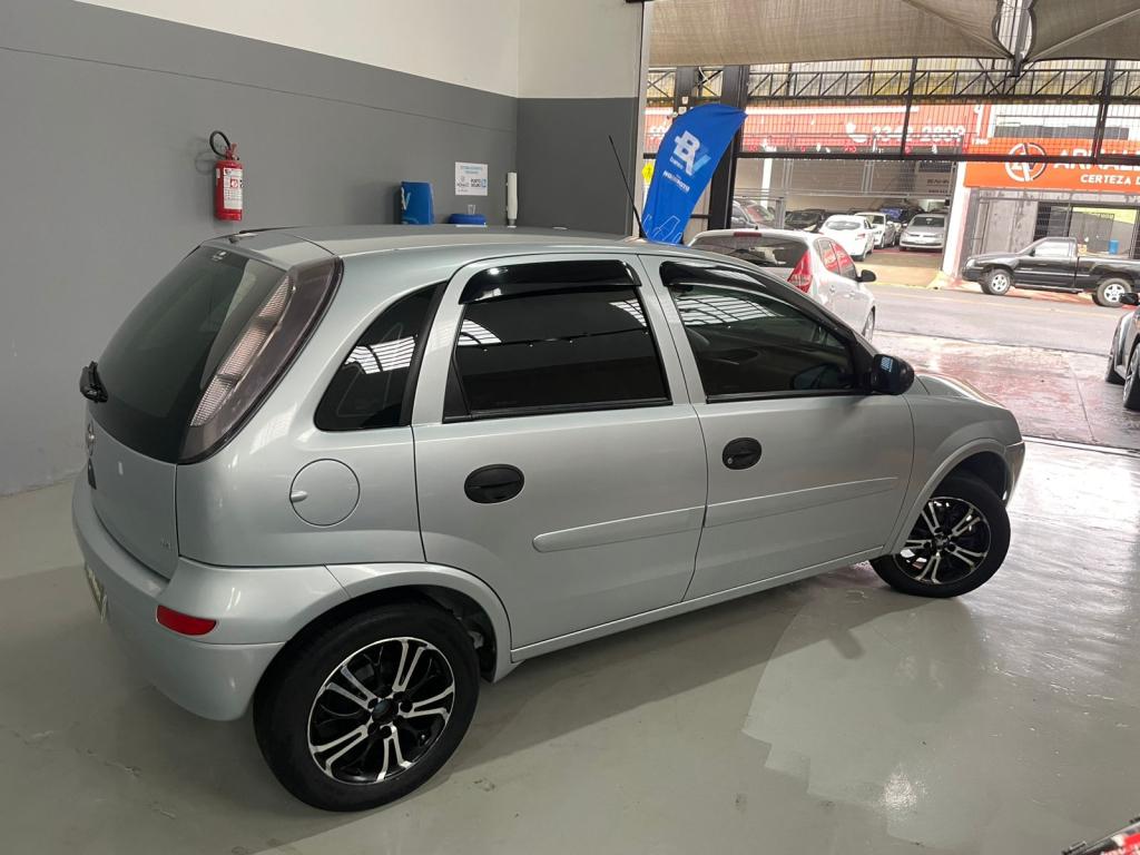 CHEVROLET Corsa Hatch - Foto