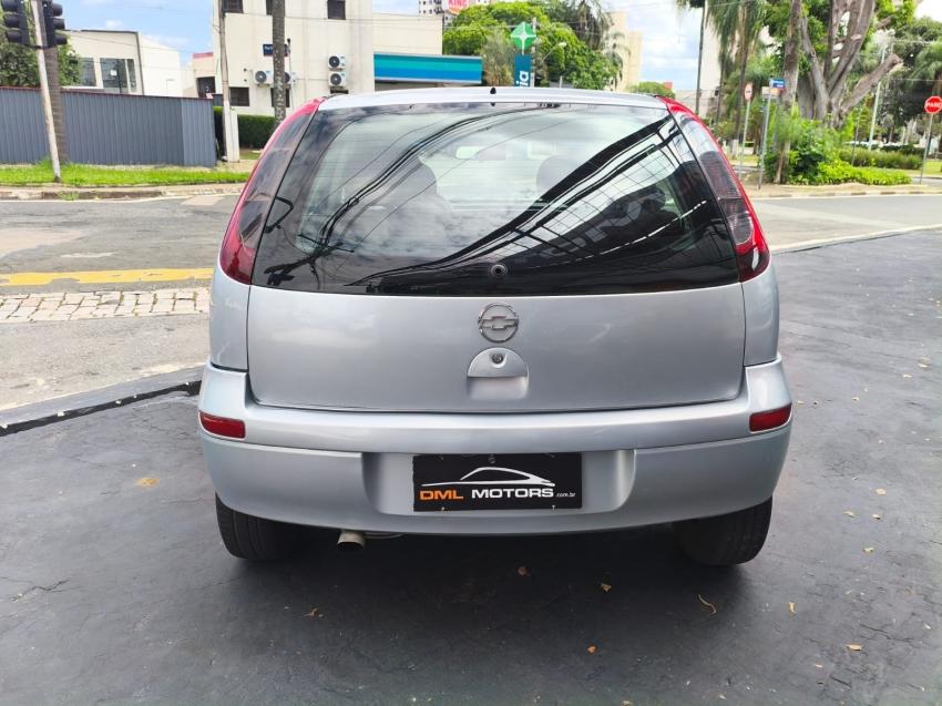 CHEVROLET Corsa Hatch - Foto