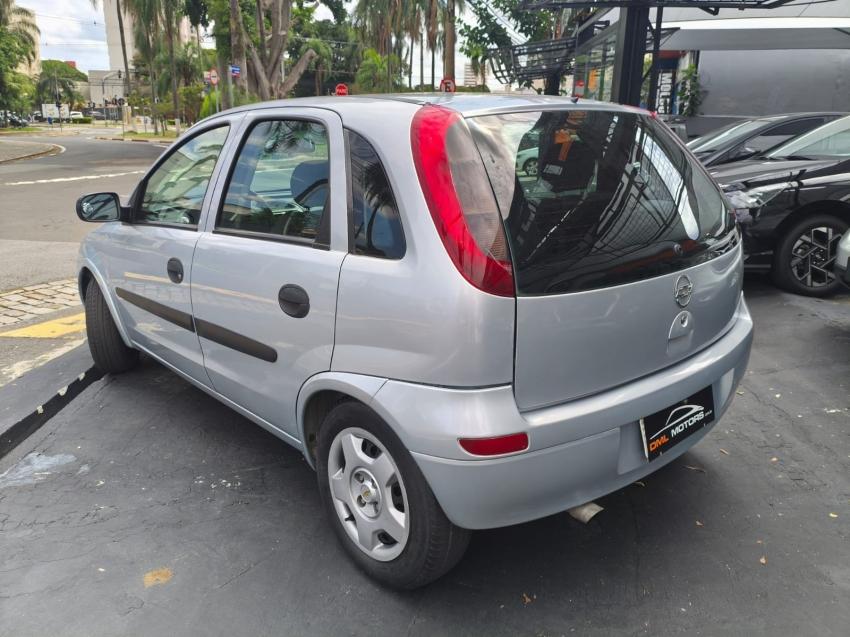 CHEVROLET Corsa Hatch - Foto