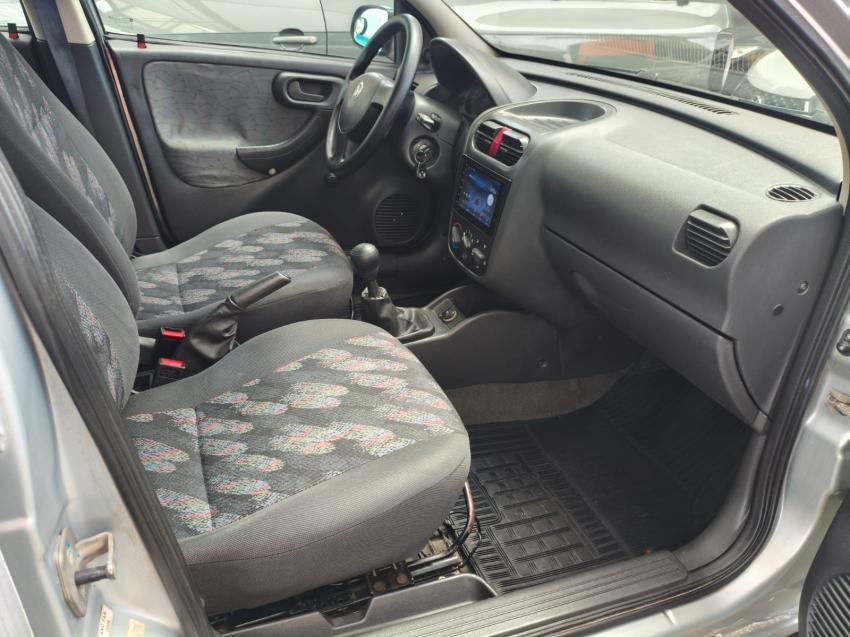 CHEVROLET Corsa Hatch - Foto