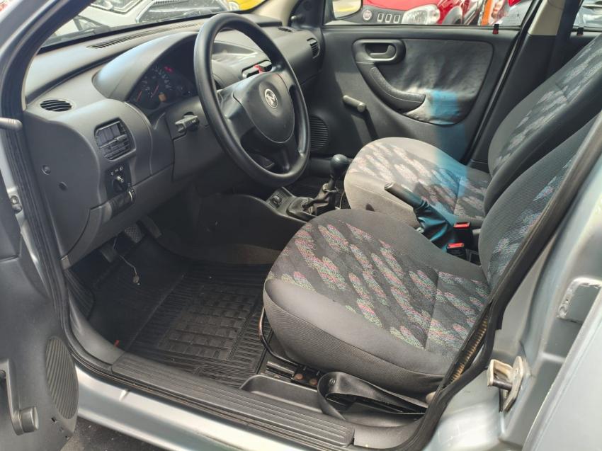 CHEVROLET Corsa Hatch - Foto