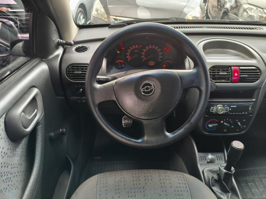 CHEVROLET Corsa Hatch - Foto