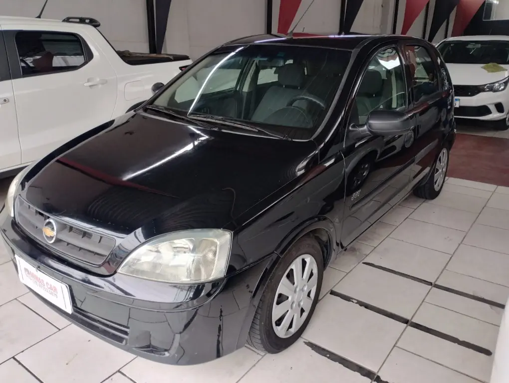 CHEVROLET Corsa Hatch - Foto