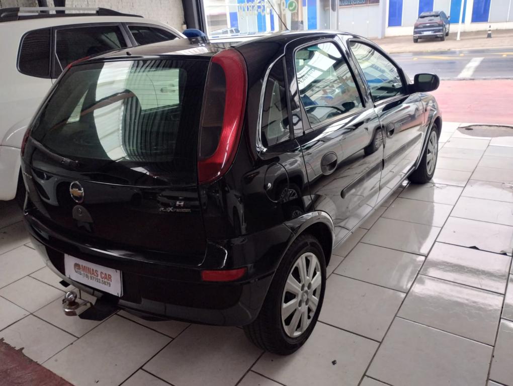 CHEVROLET Corsa Hatch - Foto