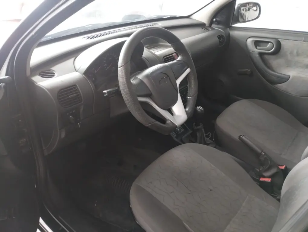 CHEVROLET Corsa Hatch - Foto