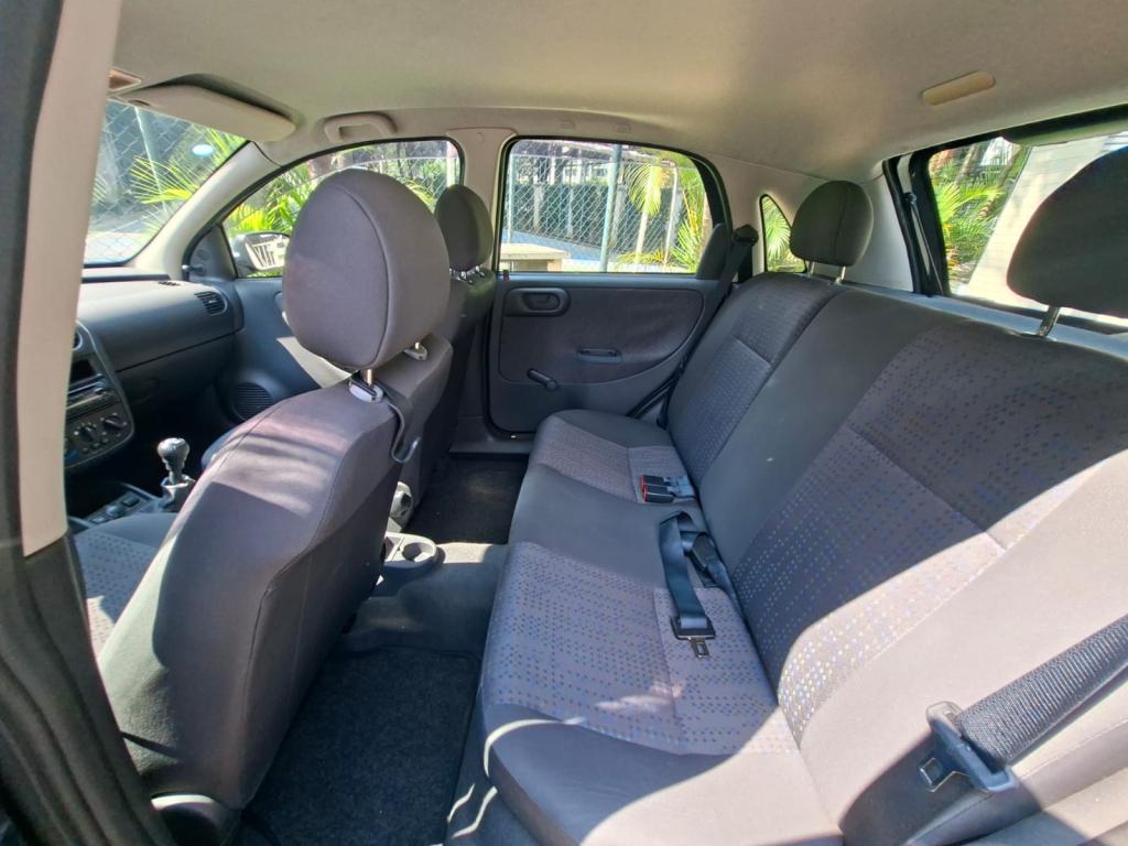 CHEVROLET Corsa Hatch - Foto